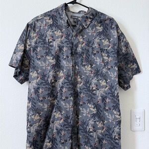 Eddie Bauer Men's Blue and Gray Patterned Shirt